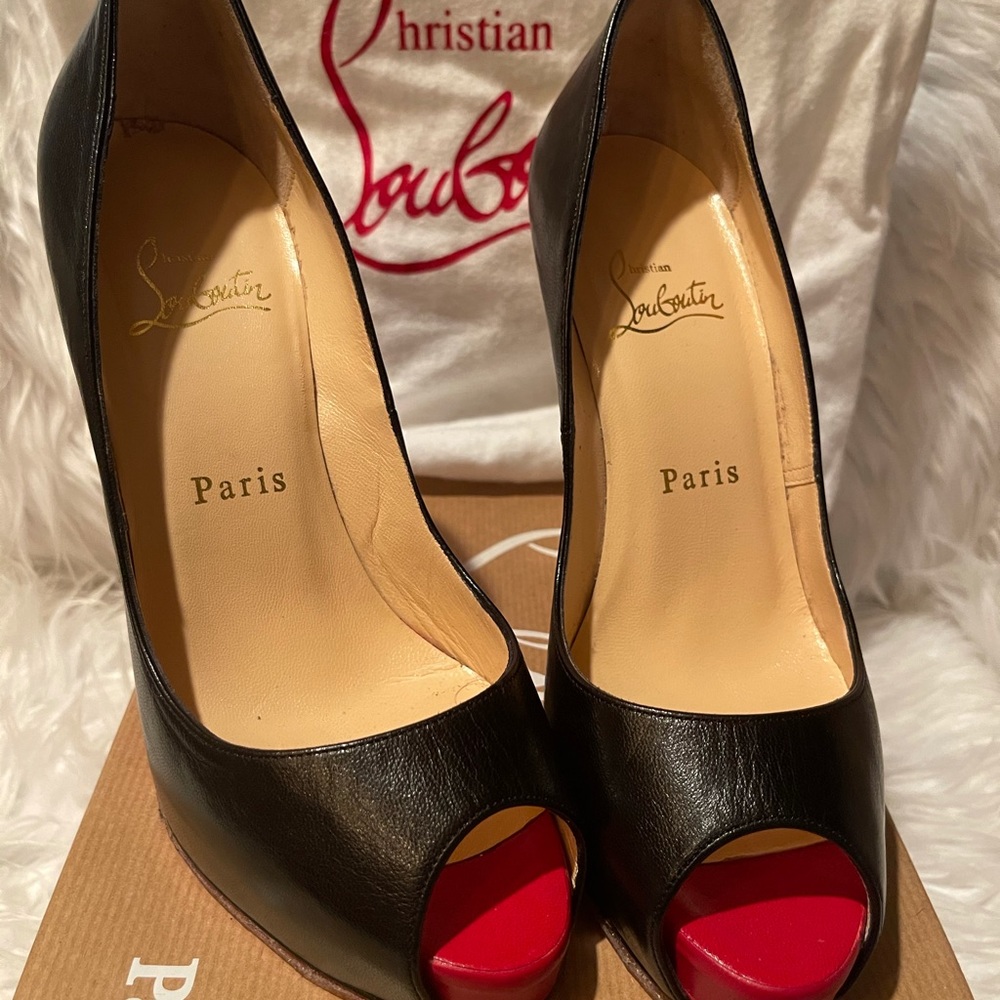Christian Louboutin Very Prive - Picture 2 of 9